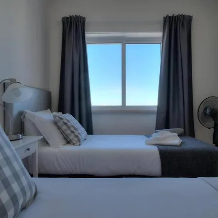 Sunny Monte Estoril - Perfect For 4, Near Beach Appartement *
